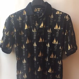 Black t shirt with sailboat print